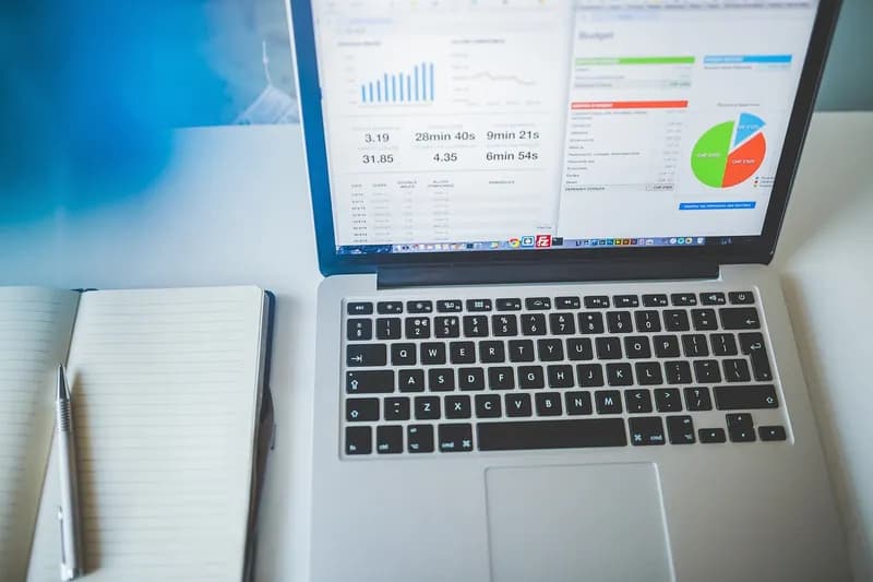 ChatGPT, MS Word 사이드바 정식 통합: 무료 플랜까지 전면 개방